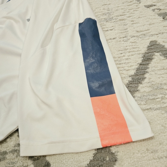 🆕️3/$30💐UA Playoff Polo - Picture 5 of 5